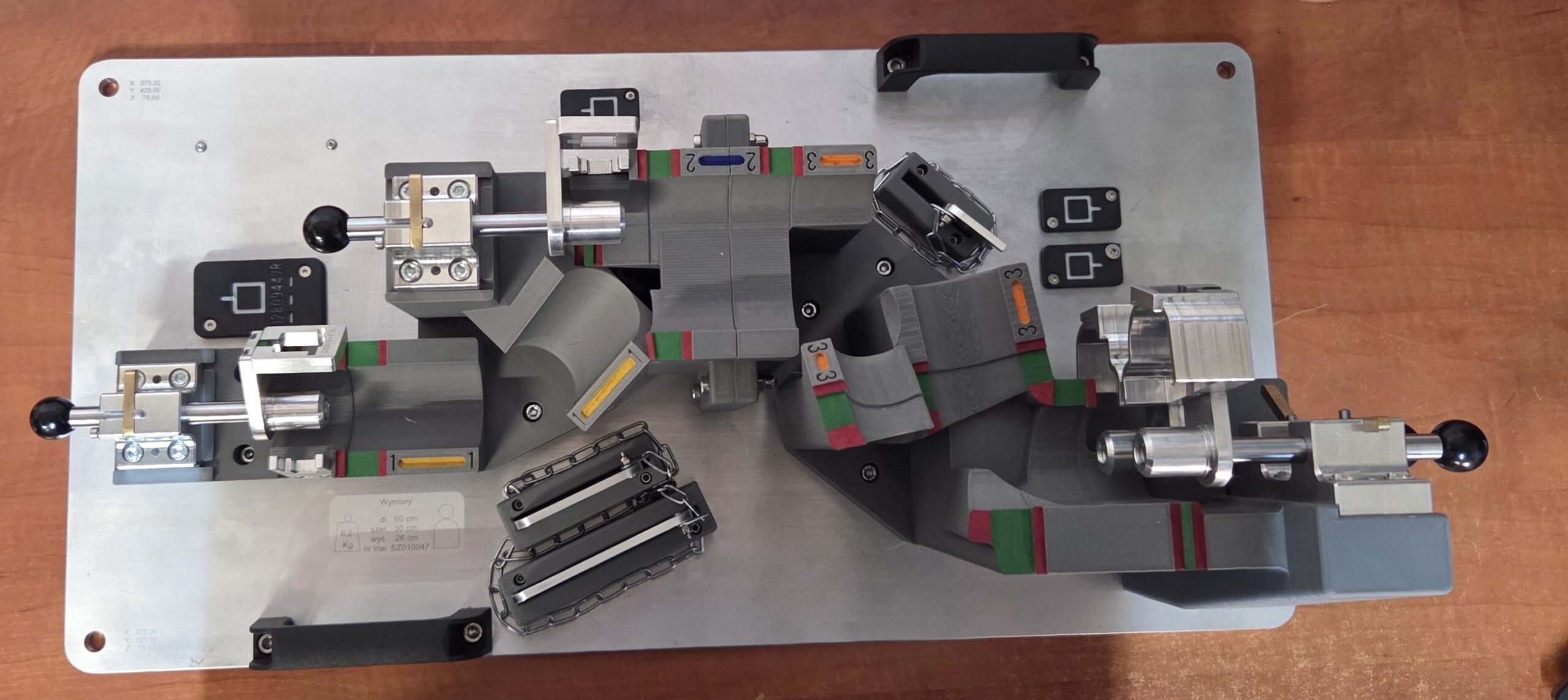 Realizacja CNC 8